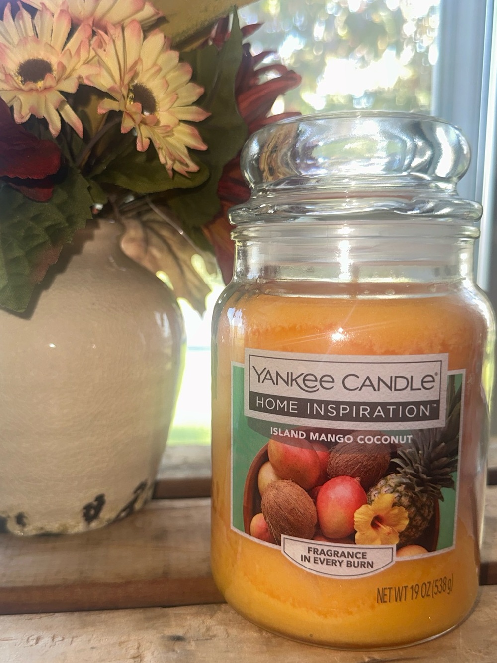 Yankee Candle Large Island Mango Coconut Jar Candle 19 Oz